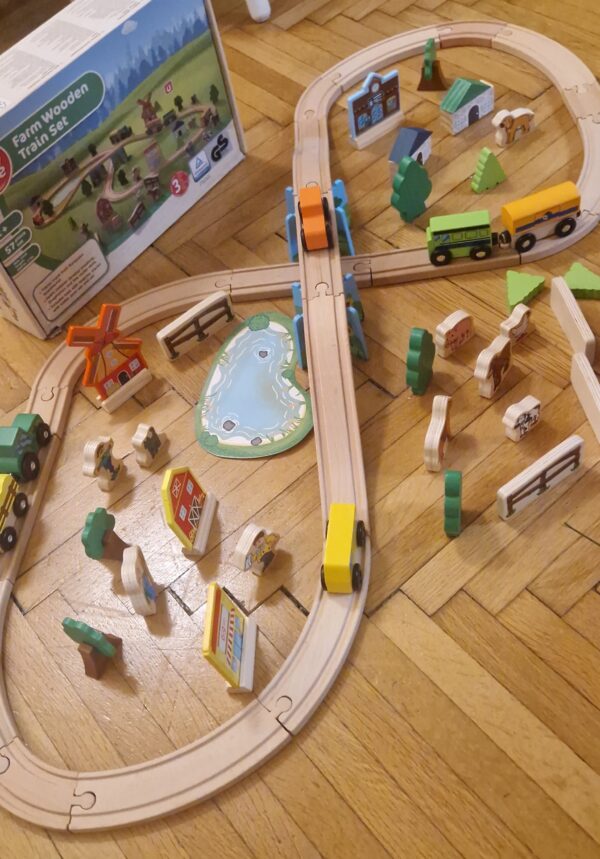 Farm és város vonatpálya minden tartozékával dobozában - Image 4