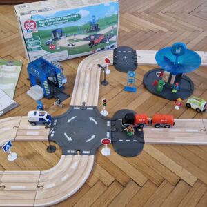 Óriási autópálya rengeteg szuper kiegészítővel, dobozában