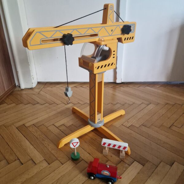 Óriás Hape fa daru