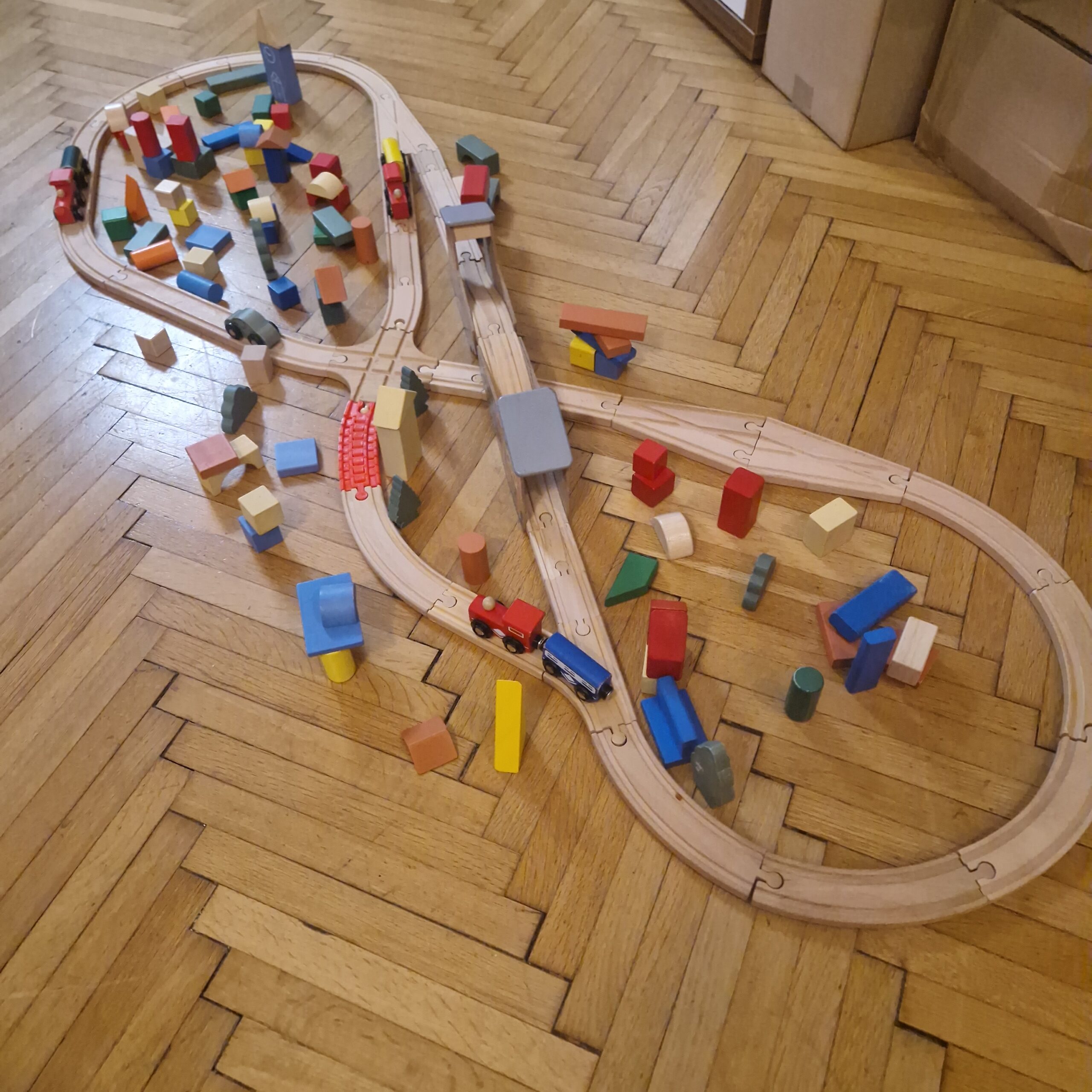 Nagy egyedi pálya híddal, flexi sínnel - Image 5