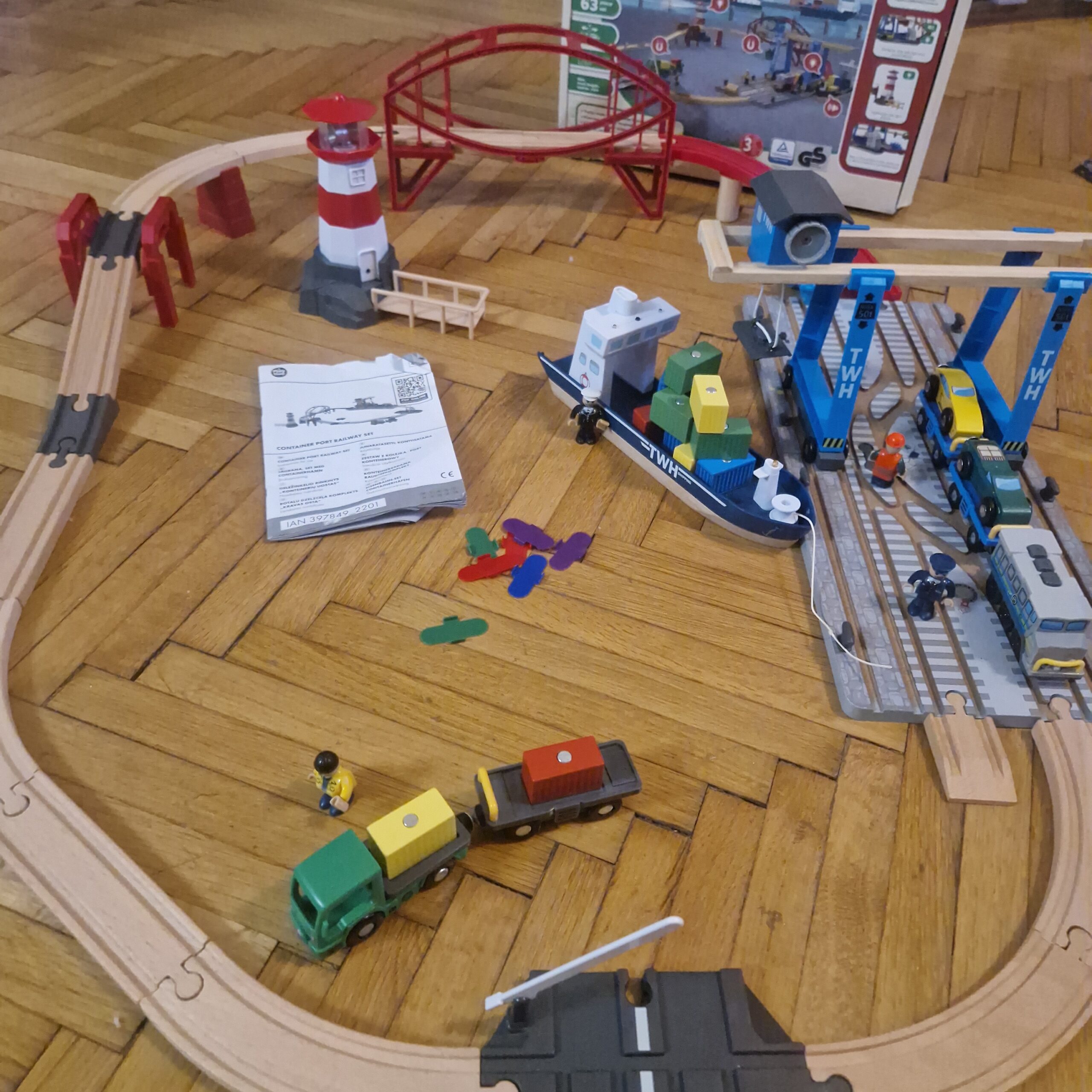 Szuper kikötői pályaszett okos kisvonattal